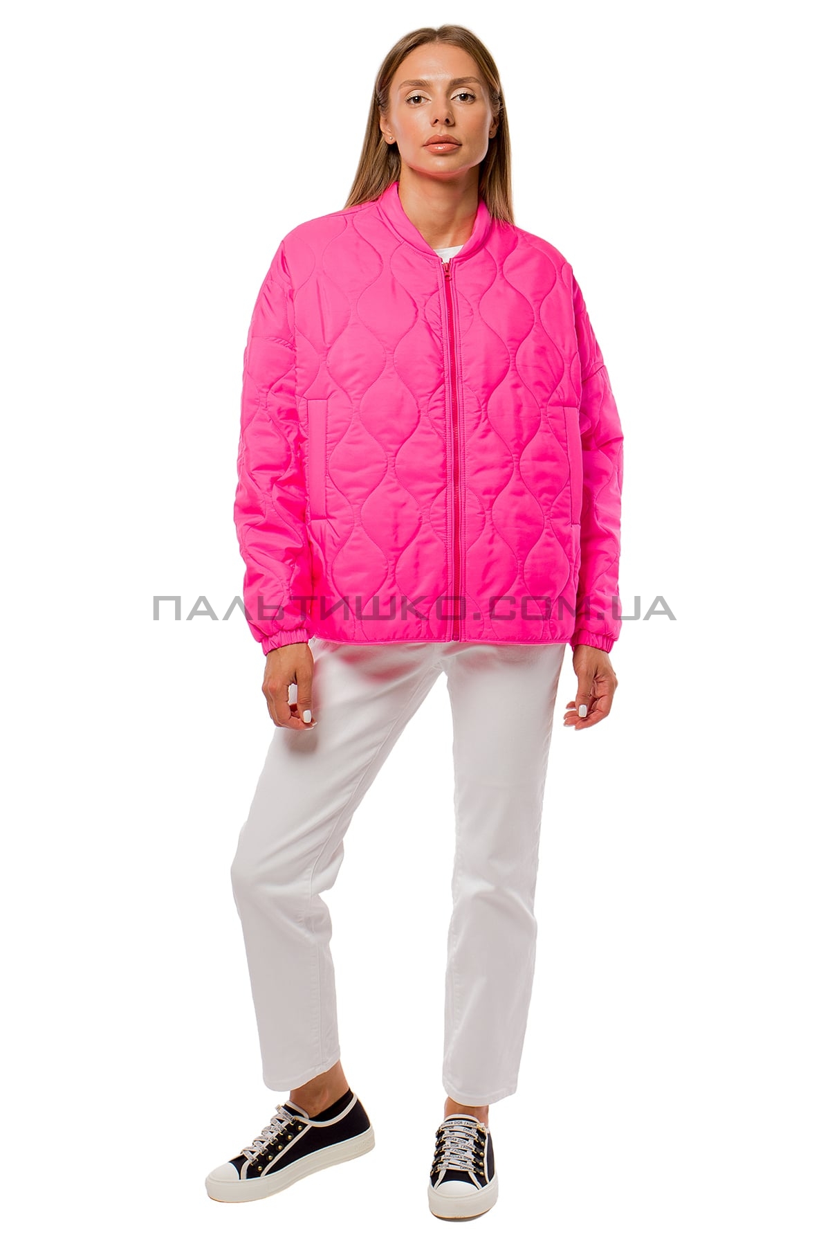  Жіноча коротка рожева куртка