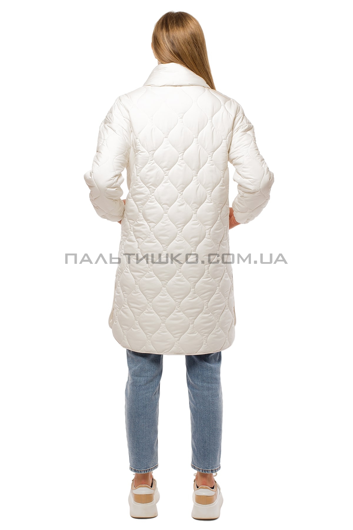  Жіноча зимова куртка біла