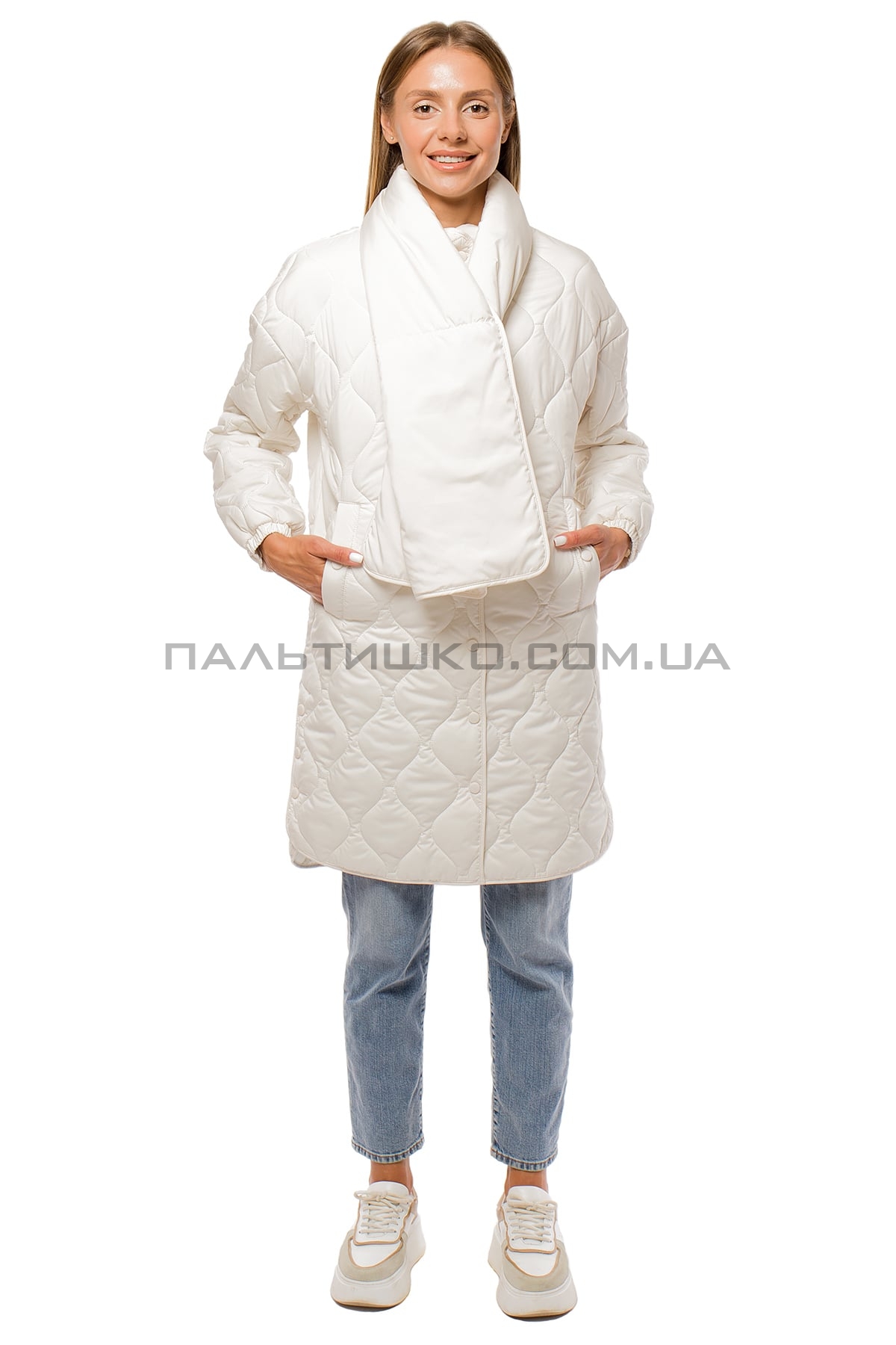  Жіноча зимова куртка біла