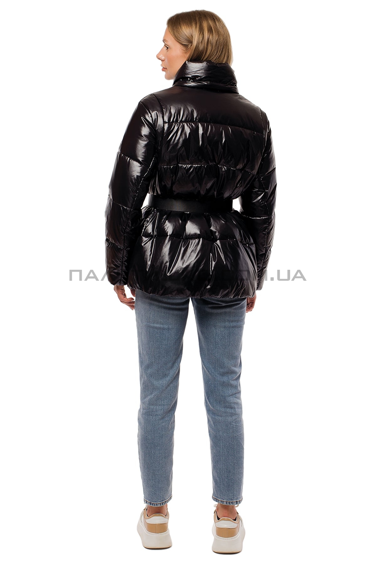  Женкская зимняя куртка черная с поясом