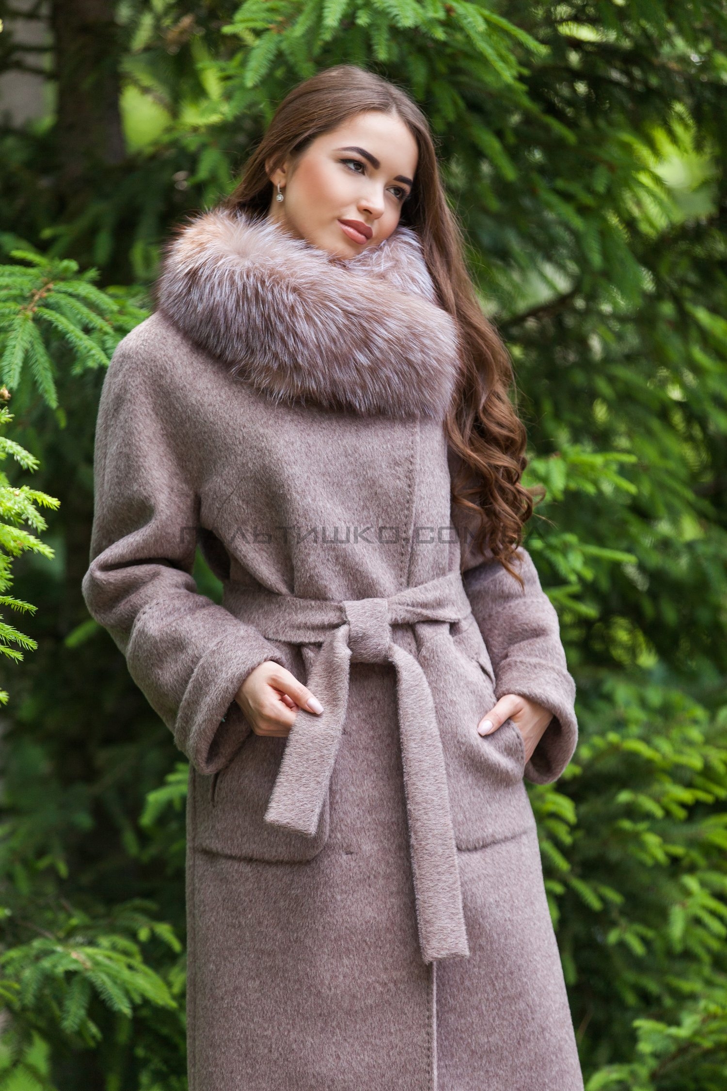  Зимнее женское пальто №89